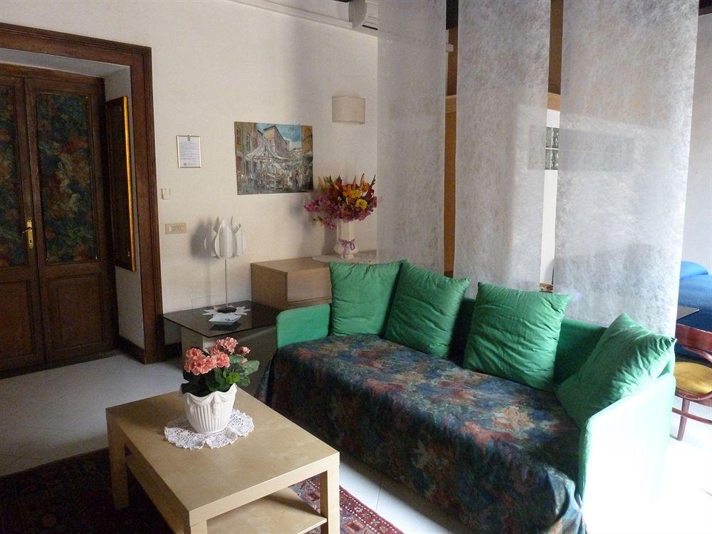 Bed and Breakfast Bb Santa Rosa Витербо Экстерьер фото